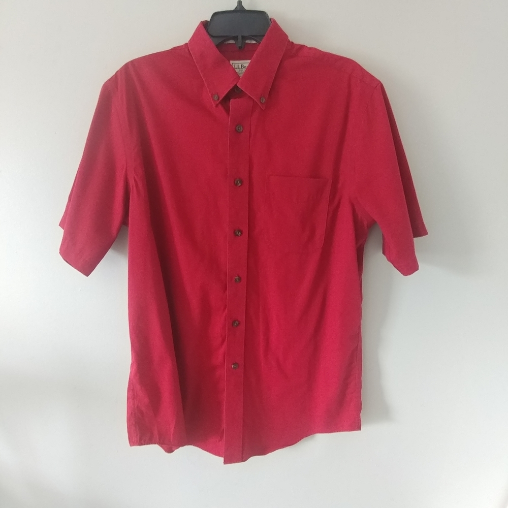 Collar short sleeve button up wrinkle resistant